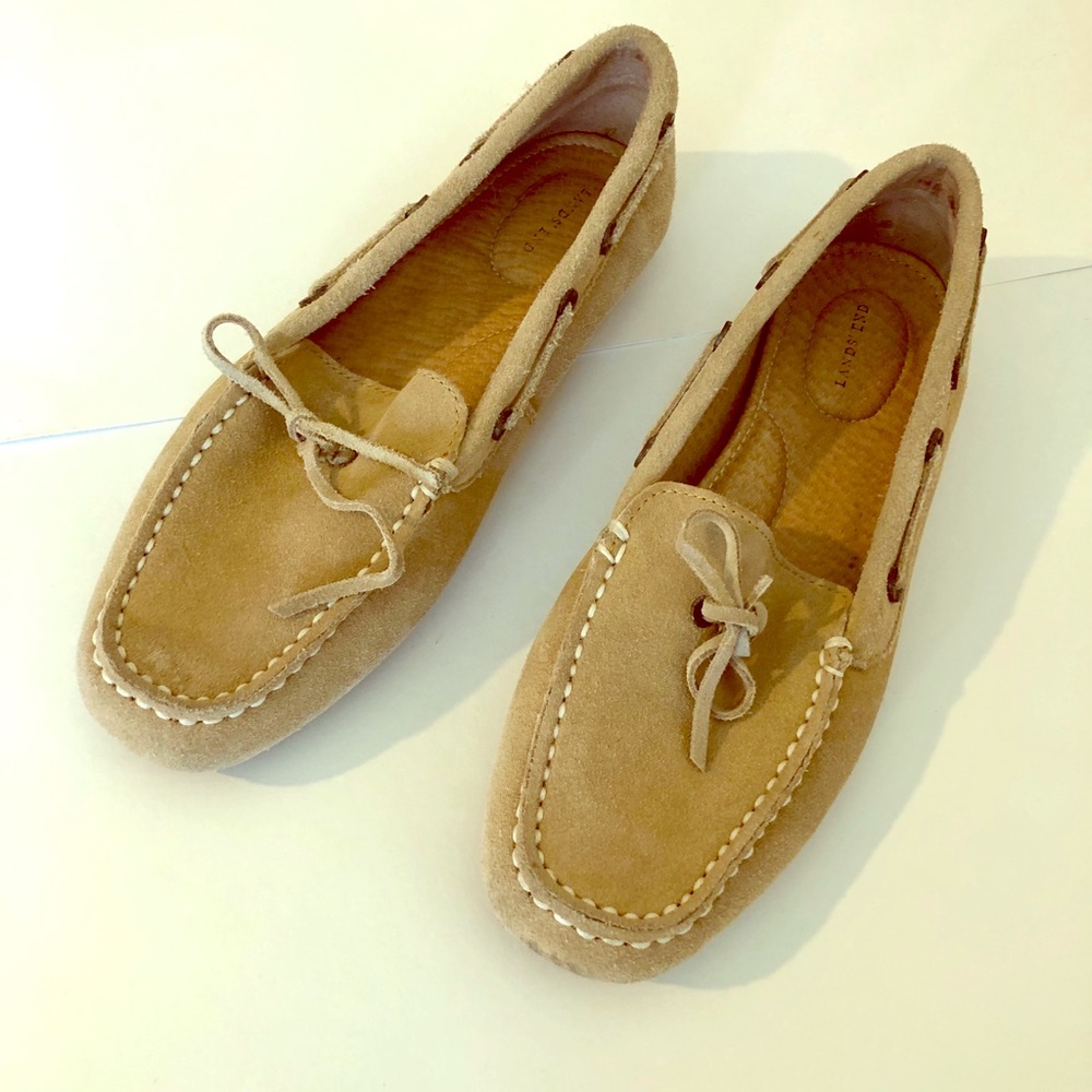 Land End lady’s brown suede loafers women’s sz6
